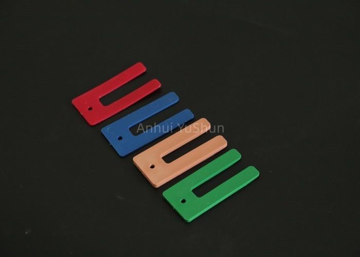 3.2MM Verpakkers van de Vorm de Plastic Hoefijzershim tile spacers window frame van U voor Ceramische Muurvloer