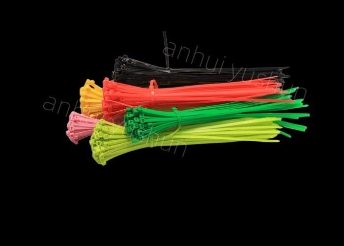 Wit of zwart zelfvergrendelend nylonkabel plastic banden met 18lbs treksterkte