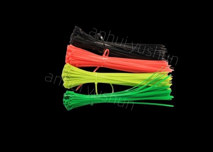 Het zelfsluitende Bulkpit bindt de Kabelbanden 370mm van de Draadband Nylon 6/6 Materiaal
