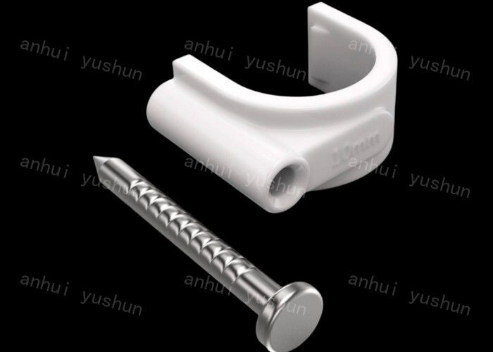 Witte of zwarte plastic kabelclamps voor een gemakkelijke installatie in zakken/dozen