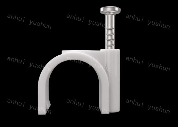Witte of zwarte plastic kabelclamps voor een gemakkelijke installatie in zakken/dozen